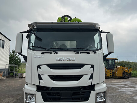 2025 Isuzu Giga, белый, 30000000 рублей, вид 2
