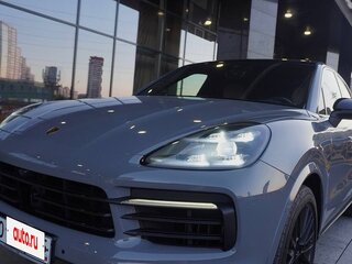 2021 Porsche Cayenne III, серый, 9850000 рублей, вид 3