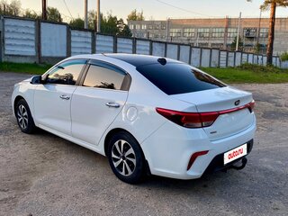 2017 Kia Rio IV, белый, 1100000 рублей, вид 5