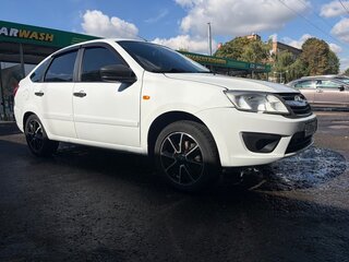 2015 Lada (ВАЗ) Granta I, белый, 430000 рублей, вид 3