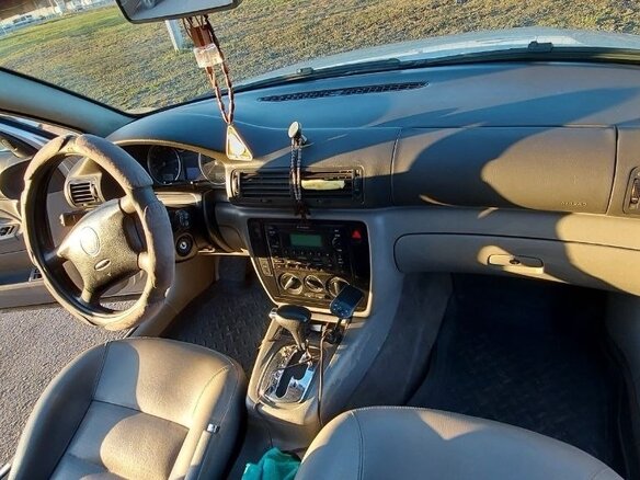 2004 Volkswagen Passat B5 Рестайлинг, серебристый, 350000 рублей - вид 5