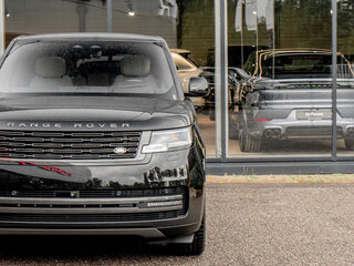 2026 Land Rover Range Rover D350 MHEV V, чёрный, 24699000 рублей, вид 3