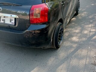 2001 Toyota Allex I, чёрный, 595000 рублей, вид 5