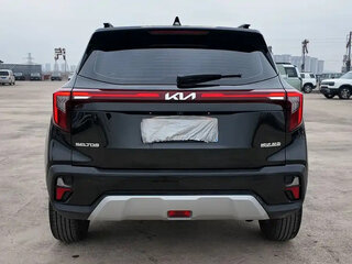 2023 Kia Seltos I Рестайлинг, чёрный, 1950000 рублей, вид 5