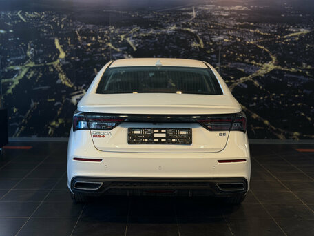 2024 Omoda S5, белый, 1350000 рублей, вид 5