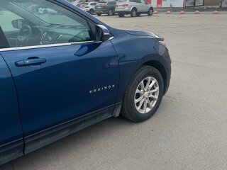 2019 Chevrolet Equinox III, синий, 2000000 рублей, вид 3