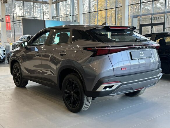2025 Omoda C5 I Рестайлинг, синий, 2939000 рублей - вид 5