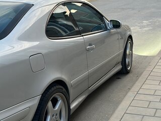2000 Mercedes-Benz CLK-Класс 430 I (W208) Рестайлинг, серебристый, 900000 рублей, вид 3