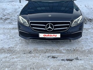 2020 Mercedes-Benz E-Класс 200 d V (W213, S213, C238), синий, 2190000 рублей, вид 1