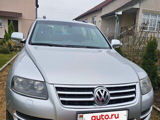 2006 Volkswagen Touareg I, серебристый, 970926 рублей, вид 1