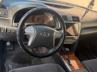 2010 Toyota Camry VI (XV40) Рестайлинг, серебристый, 750000 рублей, вид 4