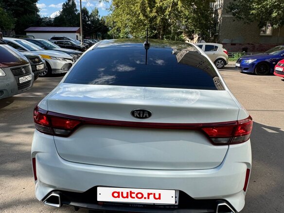 2021 Kia Rio IV Рестайлинг, белый, 1050000 рублей - вид 4