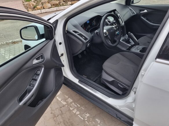 2011 Ford Focus III, белый, 659000 рублей - вид 5