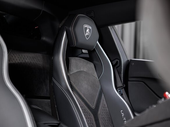 2022 Lamborghini Aventador LP780-4 Ultimae I Рестайлинг, красный, 69000000 рублей - вид 26