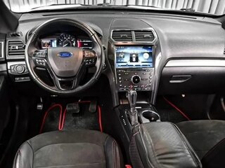 2018 Ford Explorer V Рестайлинг 2, белый, 2690000 рублей, вид 4