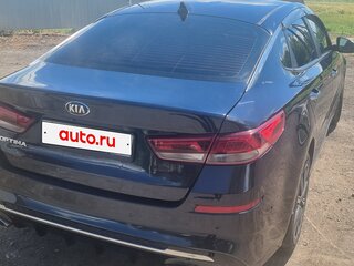 2019 Kia Optima IV Рестайлинг, белый, 1500000 рублей, вид 2