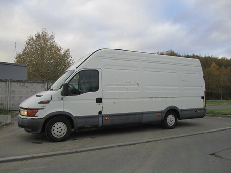 2003 Iveco Daily, белый, 955000 рублей, вид 3