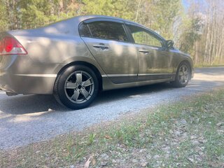2007 Honda Civic VIII, серый, 640000 рублей, вид 4