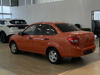 2017 Lada (ВАЗ) Granta I, оранжевый, 700000 рублей, вид 3