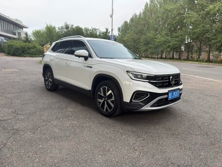 2022 Volkswagen Tayron I, белый, 2180000 рублей, вид 3