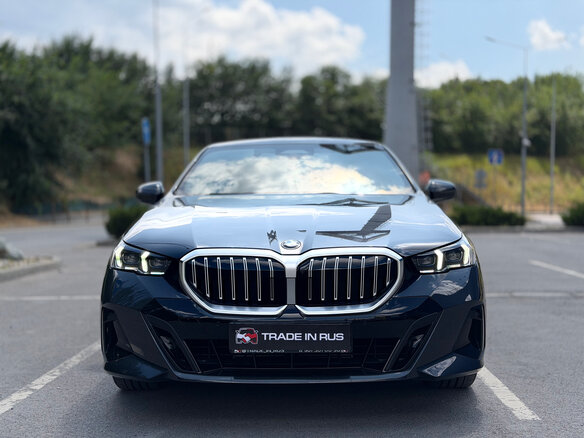 2024 BMW 5 серии 523d VIII (G60/G61/G68), серый - вид 6