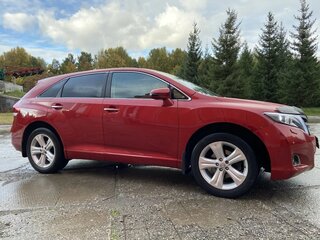2013 Toyota Venza I Рестайлинг, красный, 1650000 рублей, вид 4