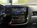 2016 Mitsubishi Outlander III Рестайлинг 2, белый, 2130000 рублей - вид 8