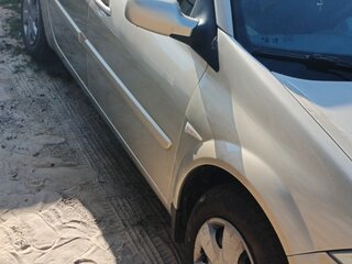 2007 Renault Megane II Рестайлинг, бежевый, 400000 рублей, вид 4