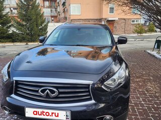 2016 Infiniti QX70, чёрный, 2700000 рублей, вид 3