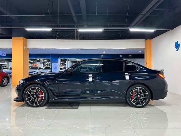 2024 BMW i3 I (G28) Рестайлинг, чёрный, 5200000 рублей - вид 4