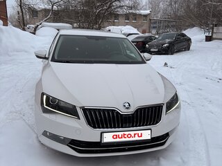 2018 Skoda Superb III, белый, 1750000 рублей, вид 3