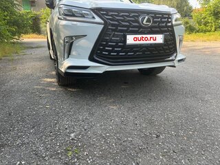2012 Lexus LX 570 III, белый, 4500000 рублей, вид 4