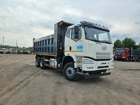 2022 FAW J6 CA3250, белый, 5000000 рублей, вид 1