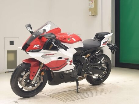 2026 Yamaha YZF-R9, красный, 2043000 рублей, вид 4