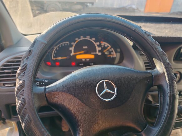 2017 Mercedes-Benz Sprinter Classic, белый, 2400000 рублей - вид 9