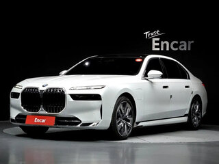 2025 BMW 7 серии 750e xDrive VII (G70), белый, 17000000 рублей, вид 1