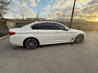 2020 BMW 5 серии 530i xDrive VII (G30/G31/G38), белый, 4500000 рублей, вид 4