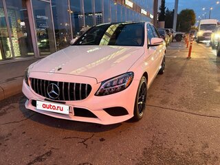 2021 Mercedes-Benz C-Класс 300 IV (W205) Рестайлинг, белый, 3500000 рублей, вид 2