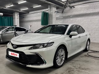 2019 Toyota Camry VIII (XV70), белый, 2780000 рублей, вид 1