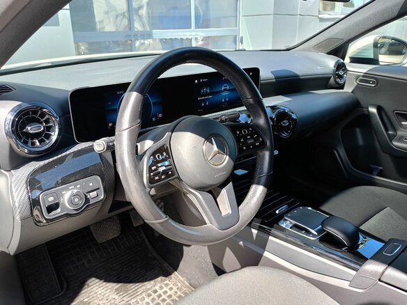 2019 Mercedes-Benz A-Класс 200 IV (W177), белый, 2153000 рублей - вид 4