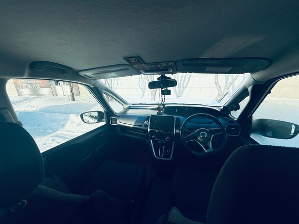 2018 Nissan Serena S-Hybrid V (C27), серебристый, 1800000 рублей - вид 10