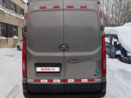 2024 Maxus V90, серый, 7500000 рублей, вид 5