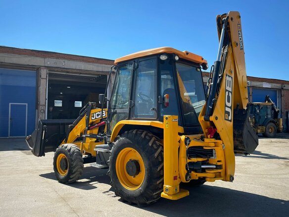 2023 JCB 3DX, золотистый, 7700000 рублей - вид 7