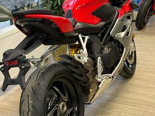 2025 QJMotor SRK 921 RR, красный, 1150000 рублей, вид 3