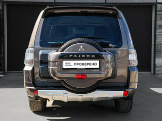 2011 Mitsubishi Pajero IV Рестайлинг 1, коричневый, 2100000 рублей, вид 5