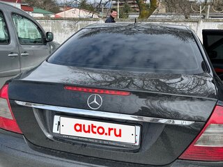 2008 Mercedes-Benz E-Класс 200 III (W211, S211) Рестайлинг, чёрный, 1100000 рублей, вид 4