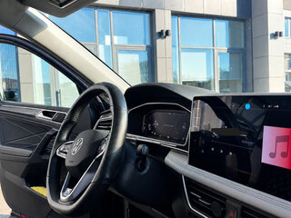 2023 Volkswagen Tiguan L II Рестайлинг (China Market), чёрный, 2640000 рублей, вид 4