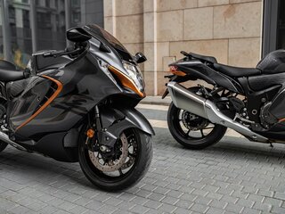 2026 Suzuki GSX 1300 R Hayabusa, серый, 2350000 рублей, вид 4