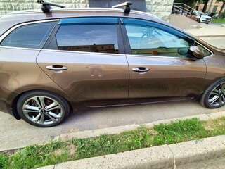 2017 Kia Ceed II Рестайлинг, коричневый, 1250000 рублей, вид 3