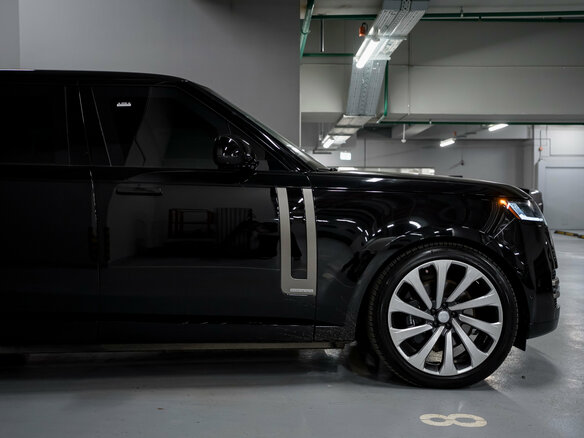 2025 Land Rover Range Rover P530 MHEV Long V, чёрный - вид 7
